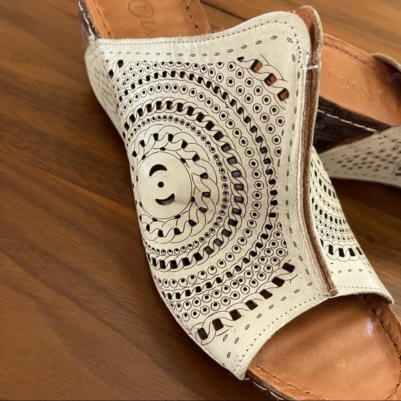 NWOT La Pinta Open Toe Wedges size 40 (9) - Picture 2 of 4